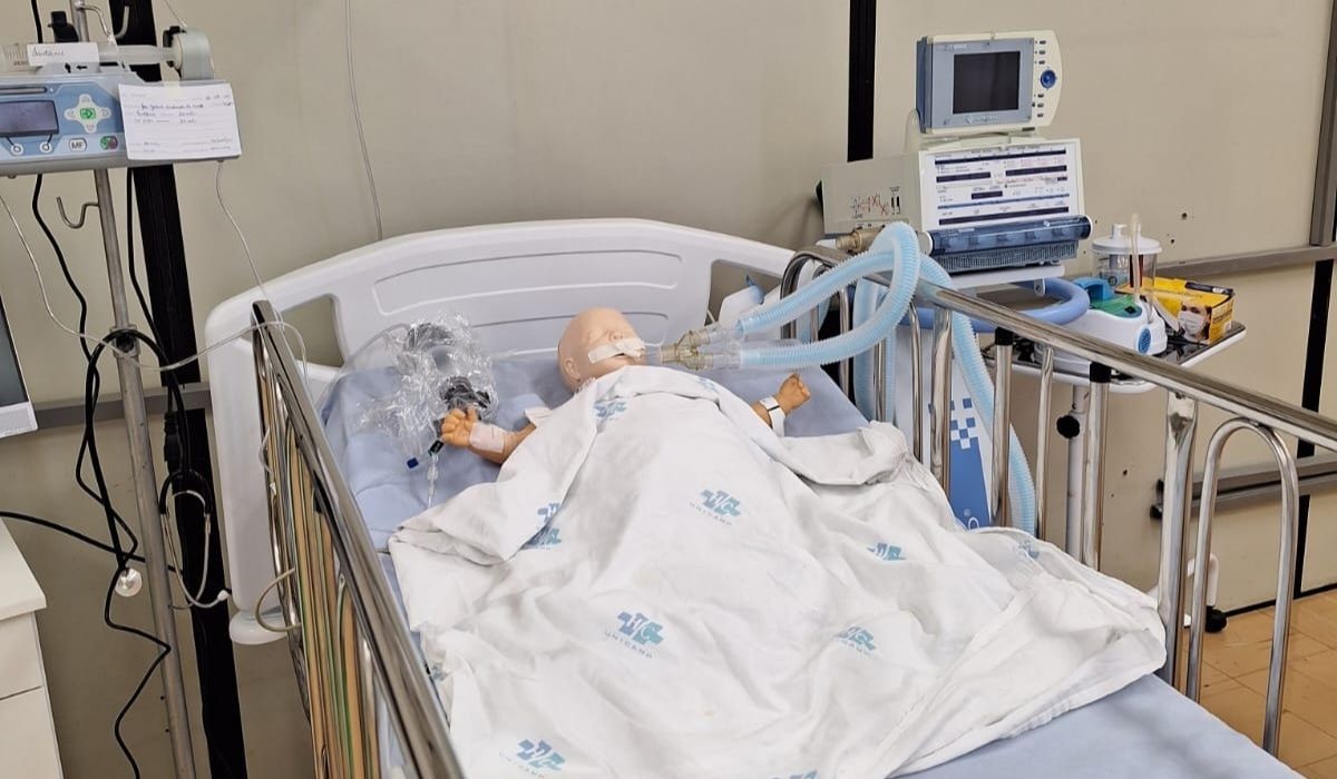 Após parto traumático, enfermeira da Unicamp cria simulação realista para treinar profissionais da saúde a comunicarem notícias difíceis