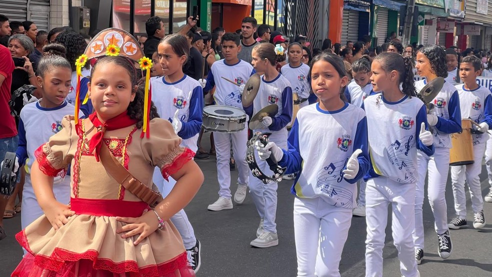 Ana Alice dos Santos, de dez anos, ela escolheu representar Maria Bonita. — Foto: Patrícia Silva/TVM Cariri