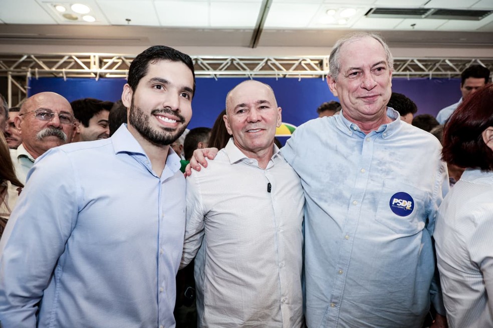André Fernandes e Alcides Fernandes (PL) no evento de filiação de Ciro Gomes ao PSDB. — Foto: Thiago Gadelha/SVM