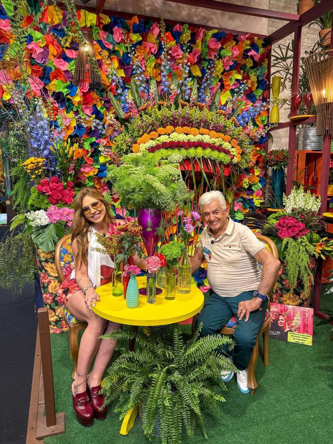 
Virgínia visita fã de 81 anos na maior festa de flores da América Latina: 'Promessa é dívida'