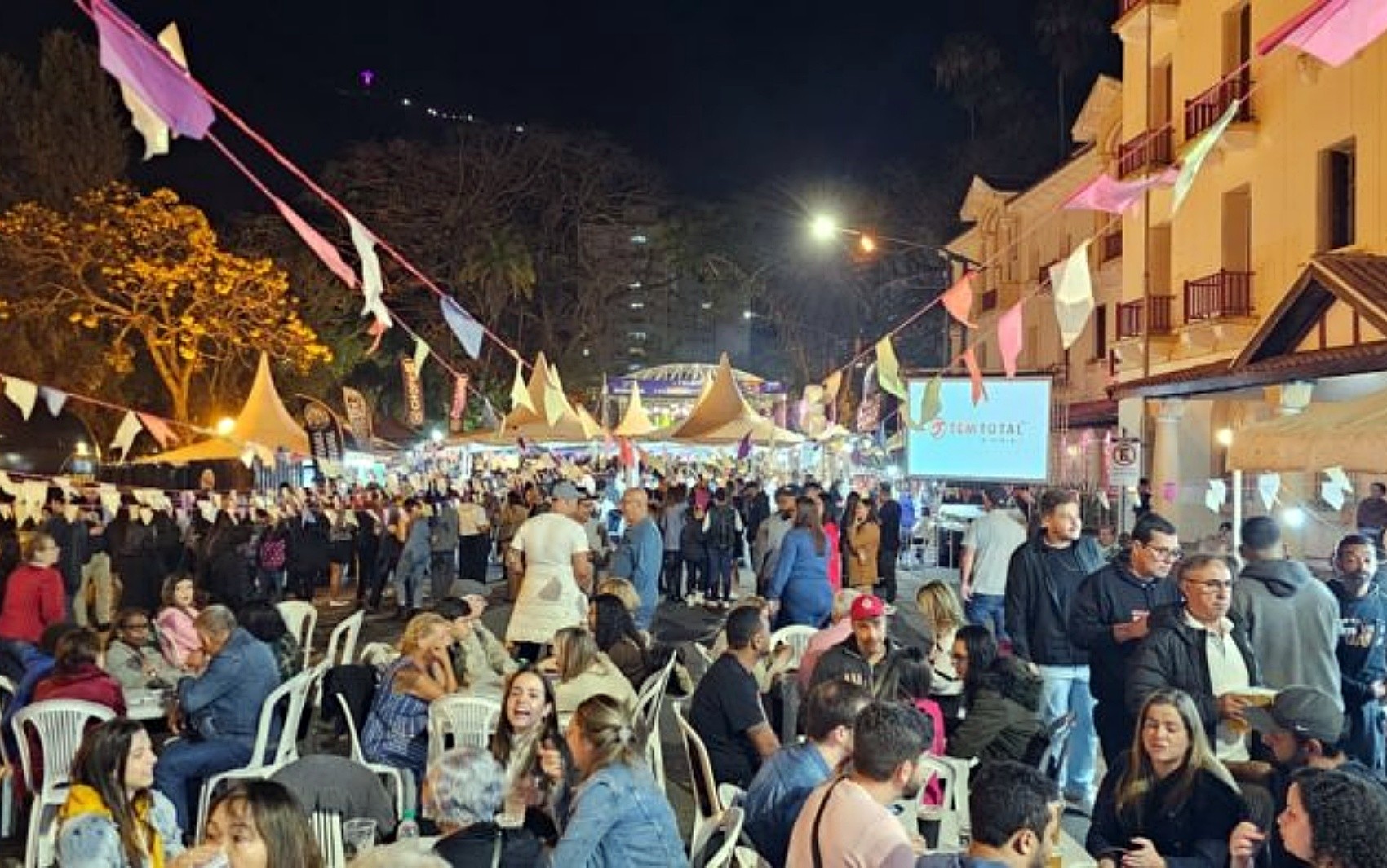 42ª edição da Festa UAI celebra a essência da cultura mineira em Poços de Caldas, MG