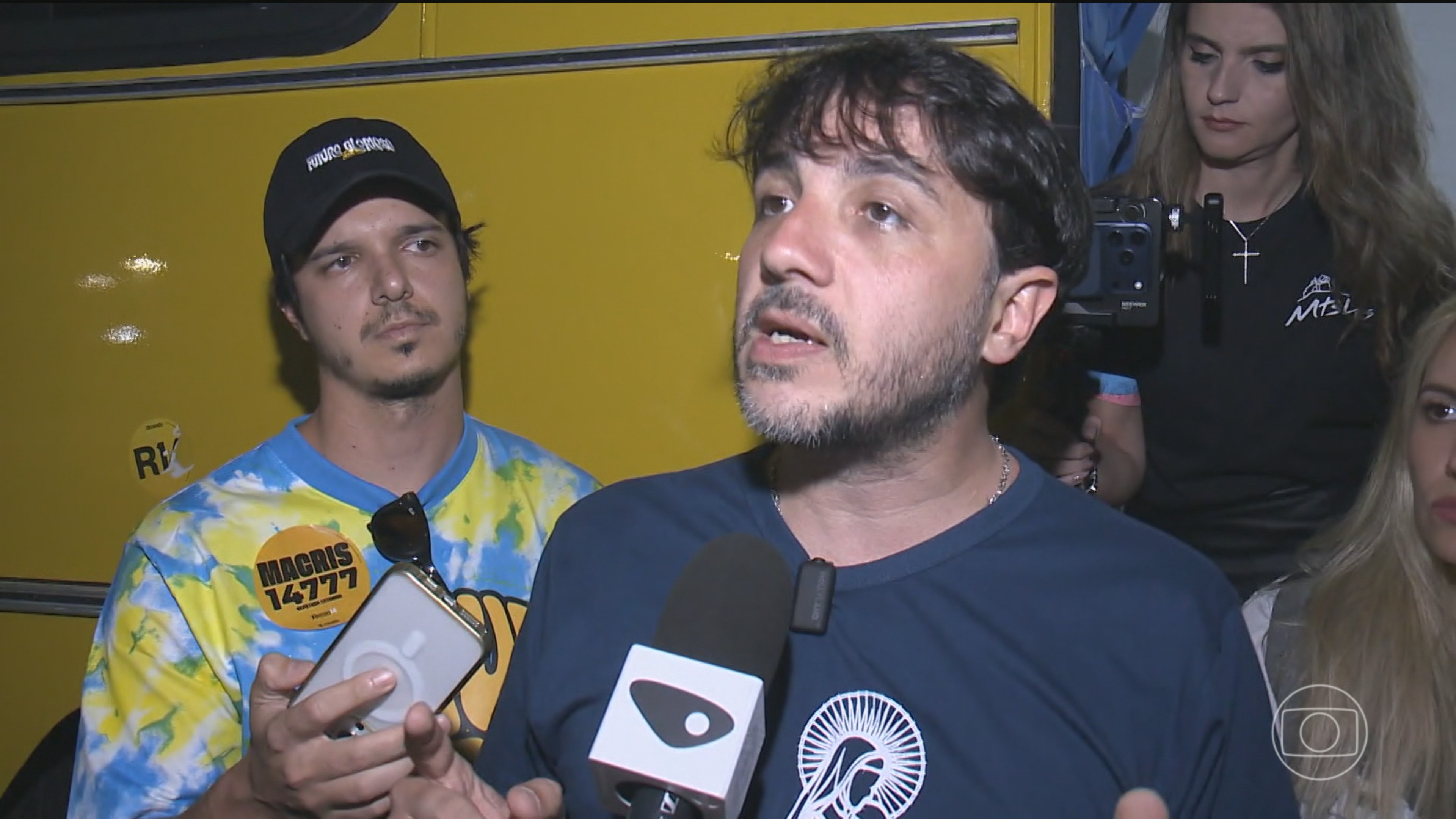 Renan Santos, candidato do Missão à Presidência, faz campanha em Vitória (ES)