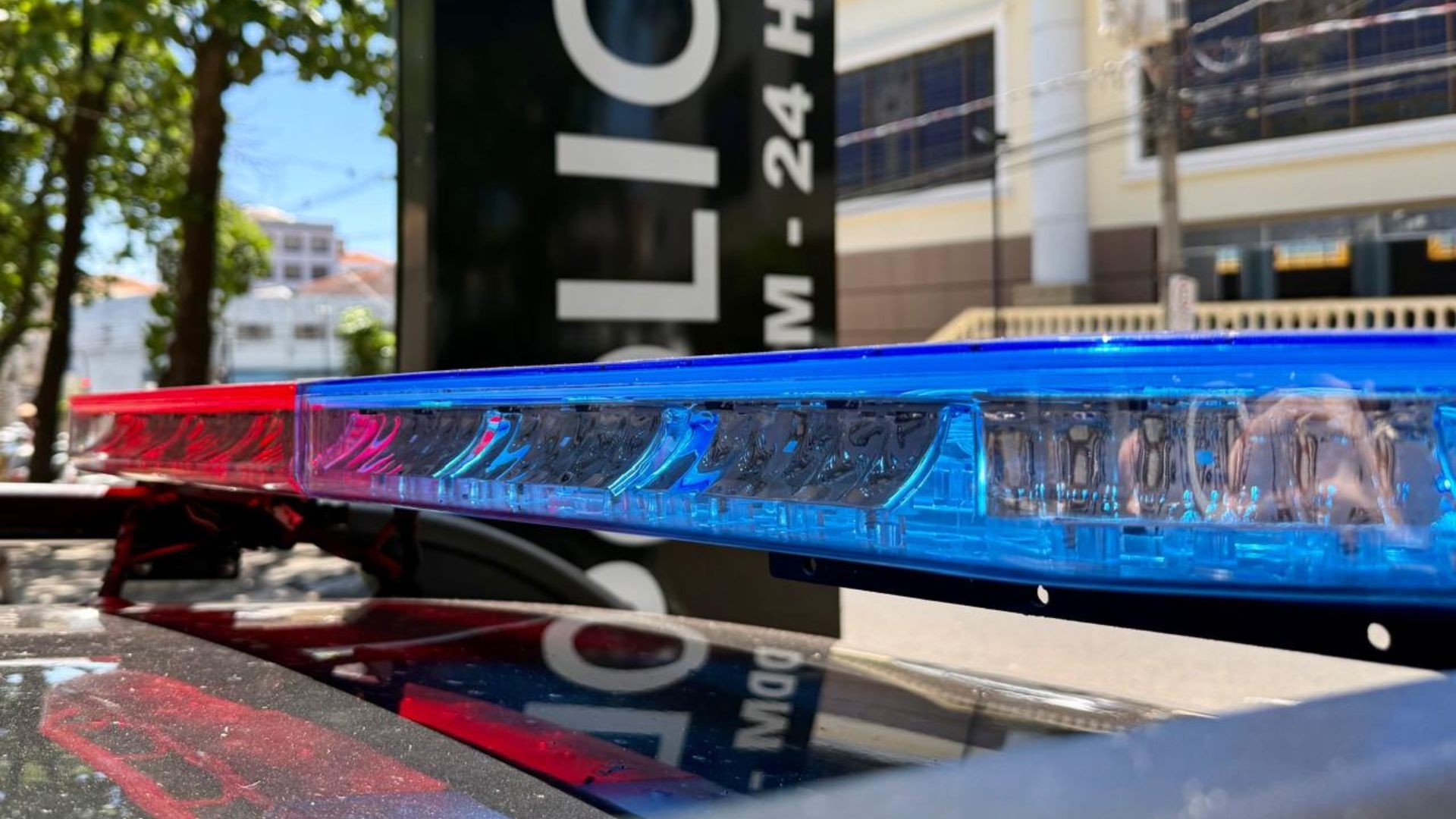 Homem é preso suspeito de matar outro a facadas em frente a bar no Parque Bauru
