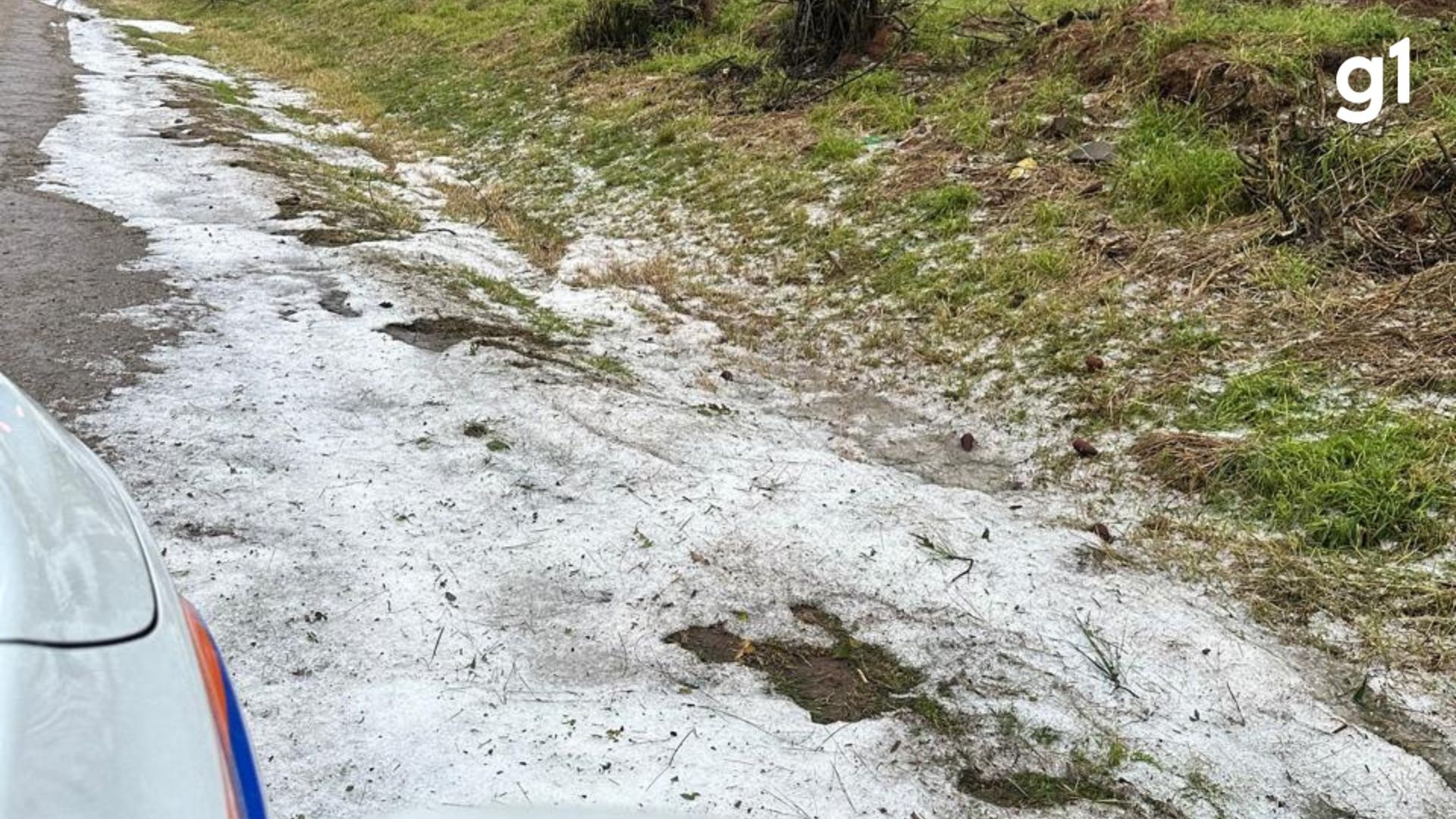 Granizo destelha 100 casas e deixa desalojados em Eldorado do Sul, no RS