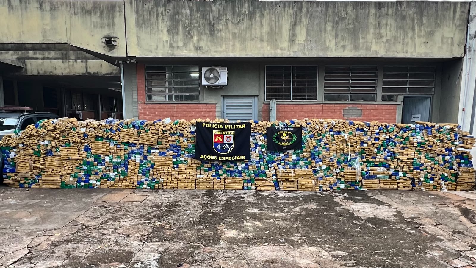 Motorista é preso após ser flagrado transportando mais de 4 toneladas de maconha no interior de SP