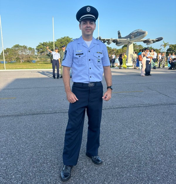Anderson dos Santos Barbosa tinha 40 anos. Ele havia acabado de se tornar 1&ordm; sargento da Aeron&aacute;utica &mdash; Foto: Arquivo pessoal