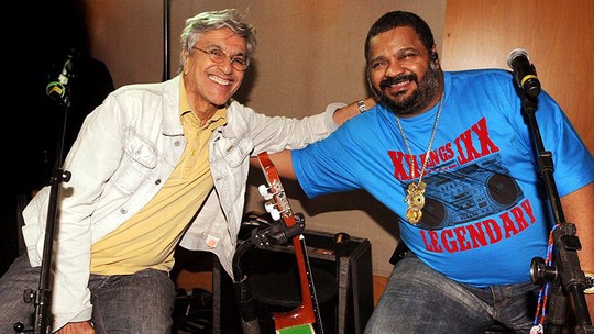 Biografia de Arlindo Cruz revela plano de álbum com músicas de Caetano Veloso e produção de Maria Bethânia -