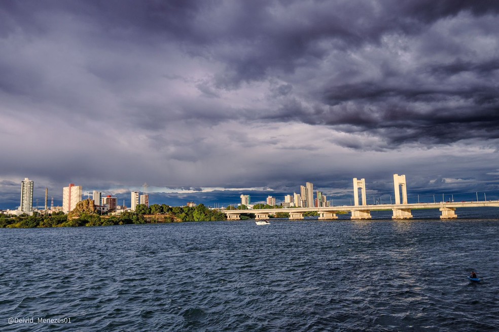 Chuva em Petrolna — Foto: Divulgação/Ascom PMP