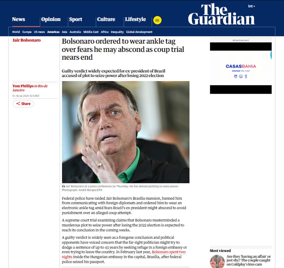 Jornal britânico "The Guardian" noticia que ex-presidente Jair Bolsonaro teve de colocar tornozeleira eletrônica, em 18 de julho de 2025. — Foto: Reprodução/ The Guardian