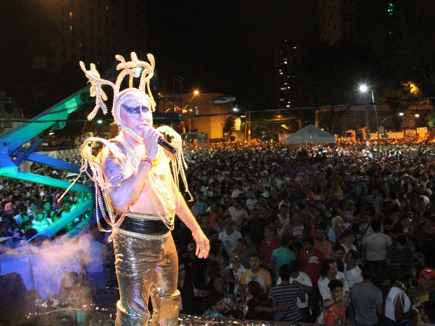 'Festa da Chiquita': celebração escolhe o Curupira como símbolo LGBTQIA+ na noite do Círio de Nazaré