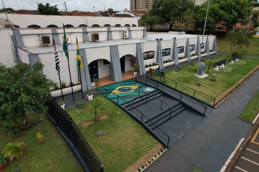 1 de 2
Câmara Municipal de Ourinhos (SP) — Foto: Câmara Municipal de Ourinhos/Reprodução