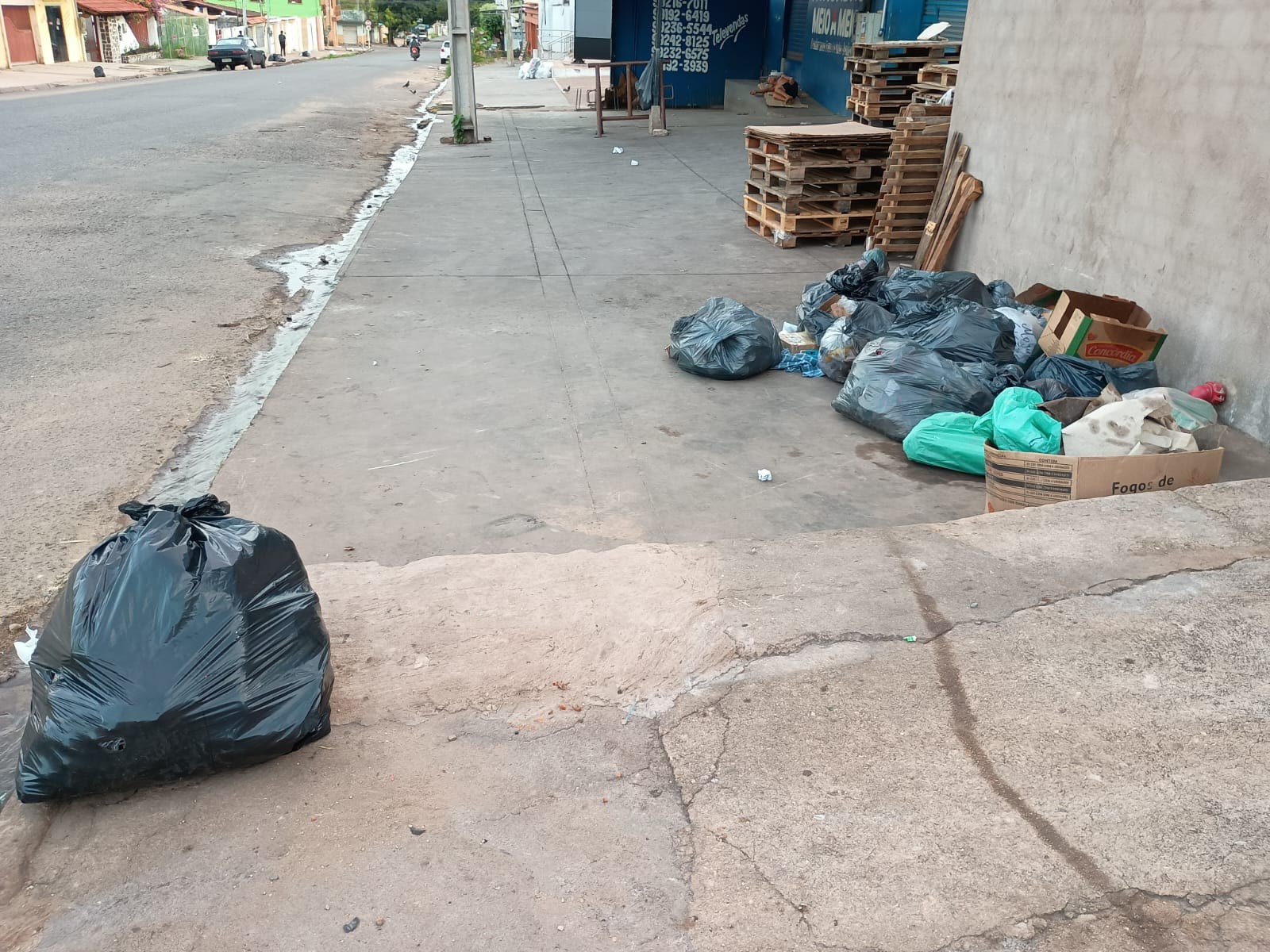 Coleta de lixo é suspensa em quase 30 bairros de Santarém; veja lista