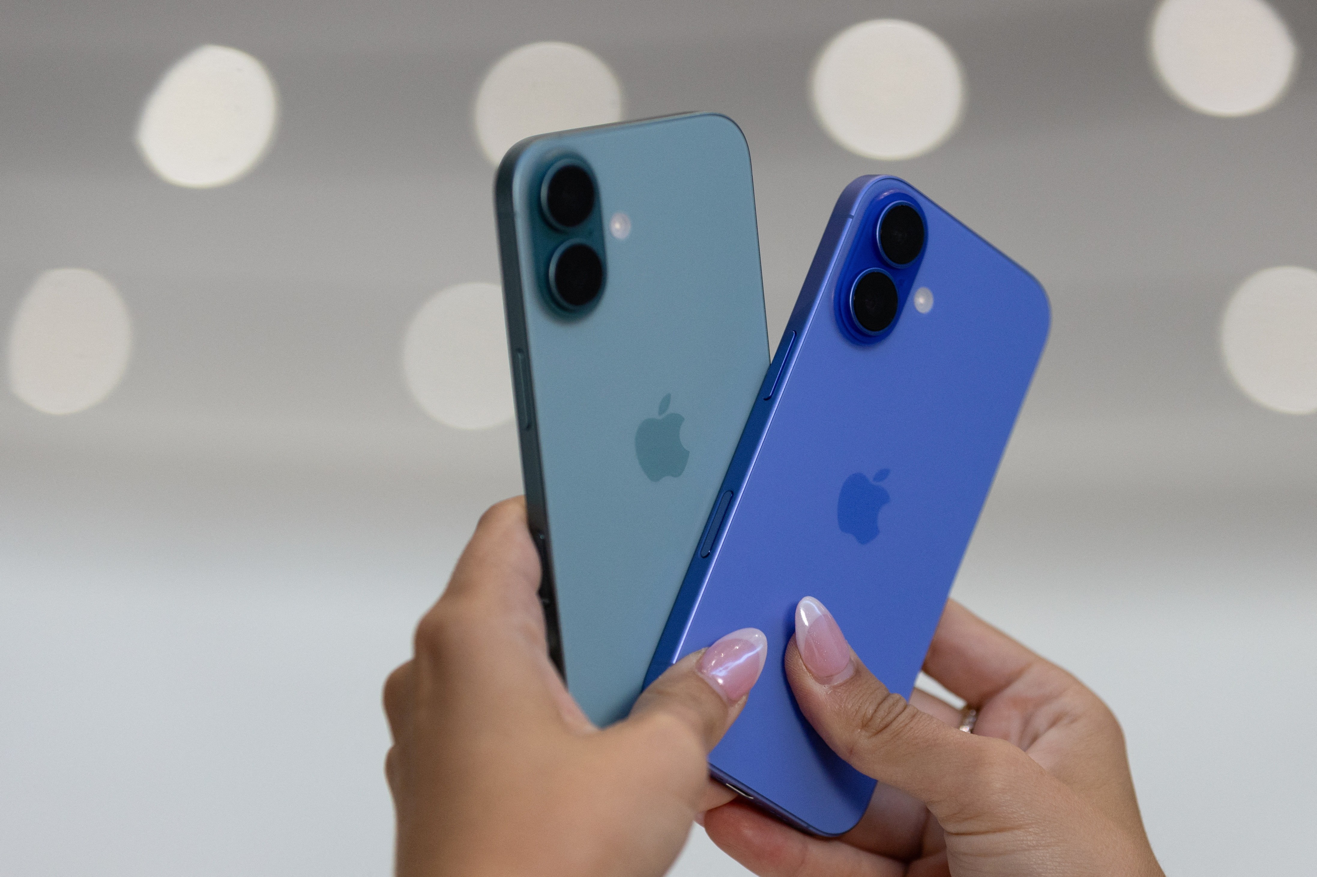 Com iPhone 17, Apple dá desconto no iPhone 16; veja os preços