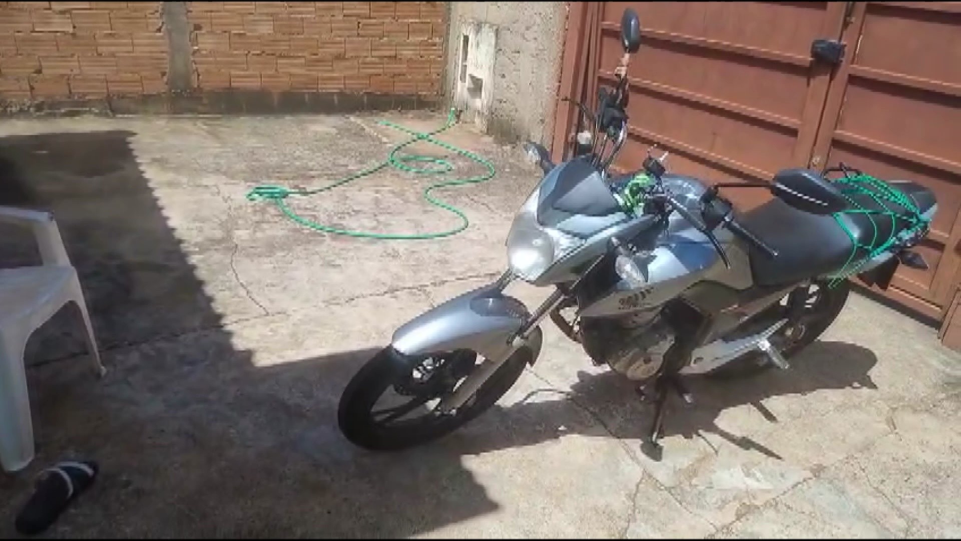 Motociclista de aplicativo reage a assalto e imobiliza suspeito, que acaba preso em Ribeirão Preto