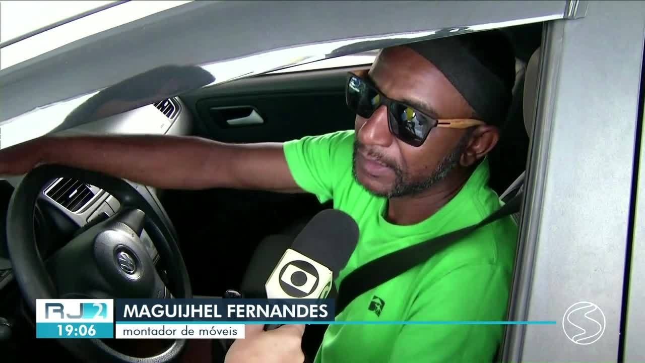 Colisão entre dois carros deixa três pessoas feridas na Rio-Santos, em Angra dos Reis