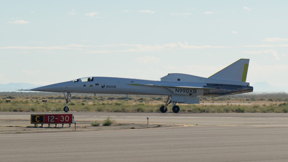 Avião XB-1 (foto) é modelo que será usado em testes antes da fabricação do supersônico Overture — Foto: Divulgação/Boom Supersonic