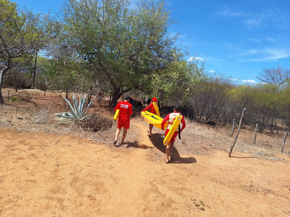 Pescador morreu após cair de caiaque no açude São Gonçalo, na cidade de Sousa, no Sertão da Paraíba — Foto: Corpo de Bombeiros Militar da Paraíba