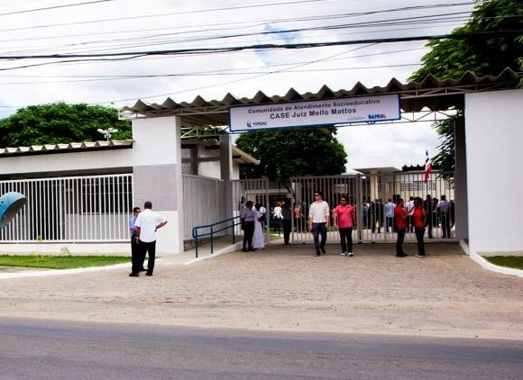 Adolescentes acusados de matar ciclista em assalto na Bahia são condenados a internação por três anos