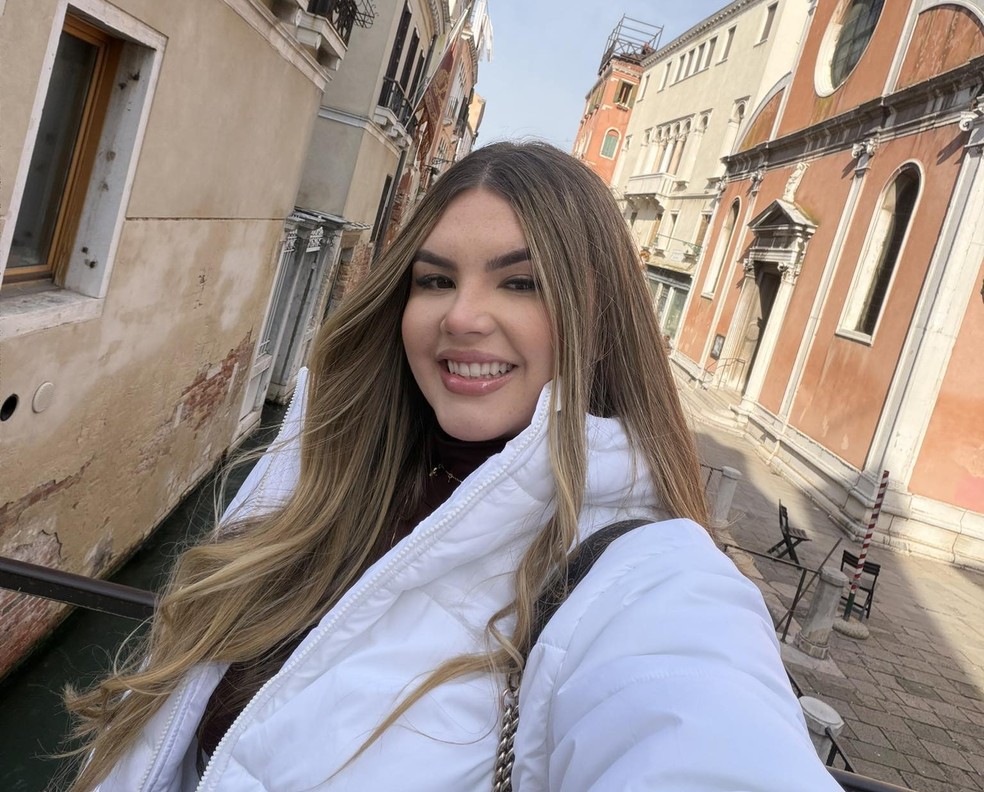 Julia Vitoria Sobierai Cardoso, natural de Chapecó (SC), foi assassinada no Paraguai — Foto: Redes sociais/ Reprodução