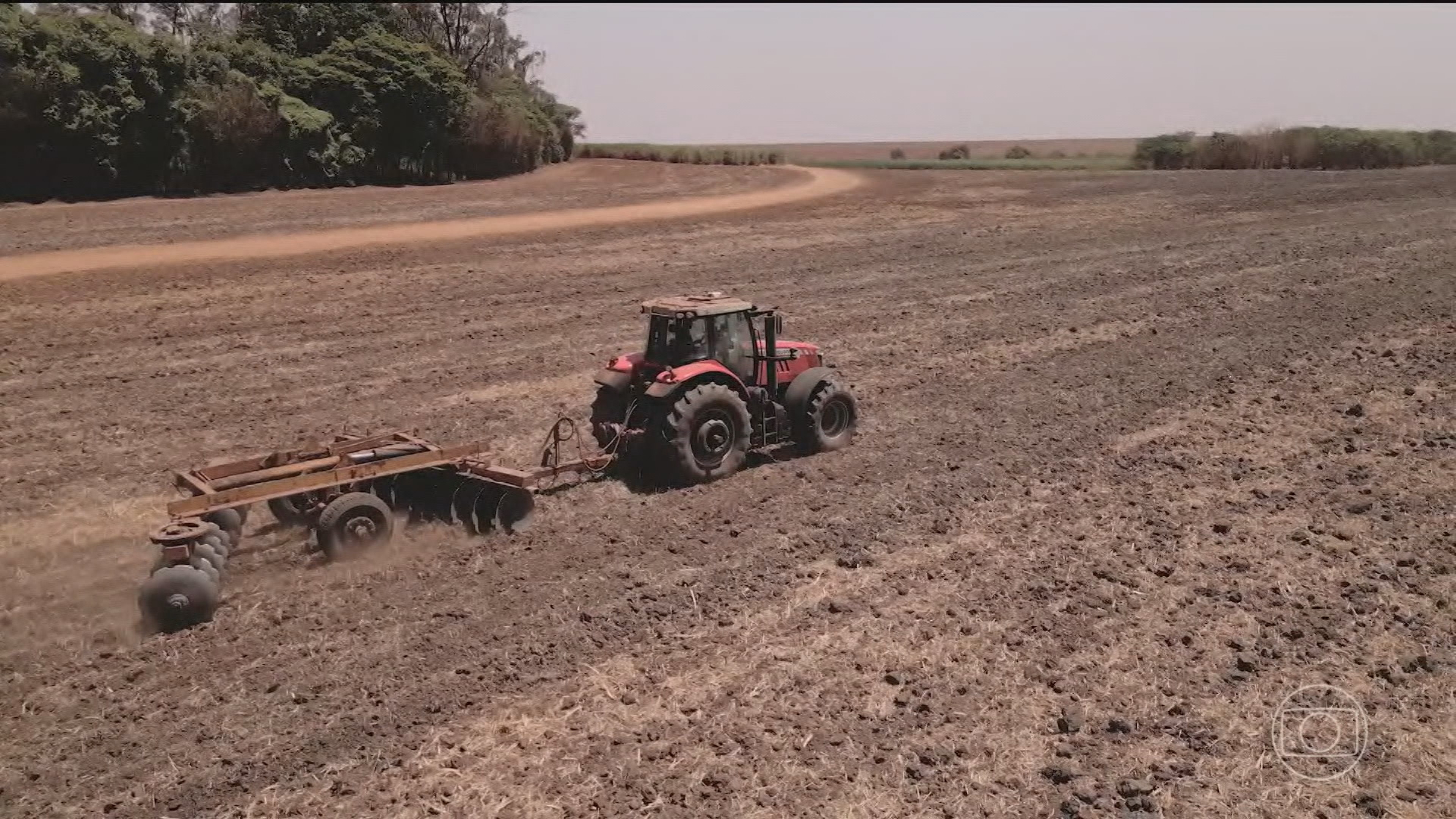 Agrishow reúne mais de 800 expositores e deve receber quase 200 mil visitantes em 5 dias