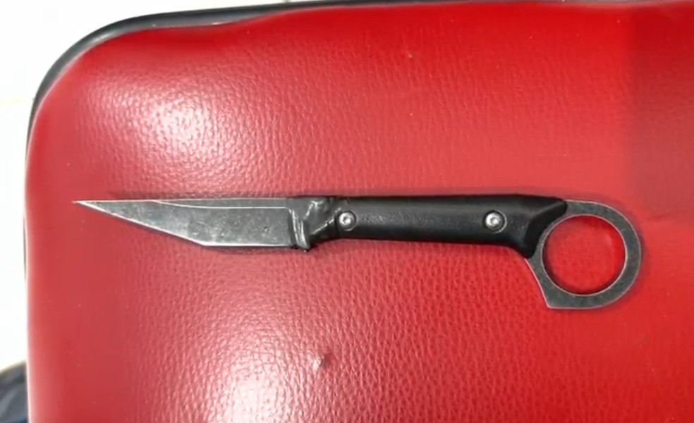 Faca usada no crime — Foto: Inter TV Cabugi