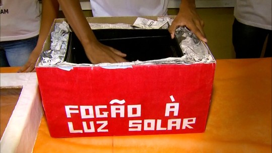 Alunos de Minas Gerais criam um fogão à luz solar - Programa: Como Será? 