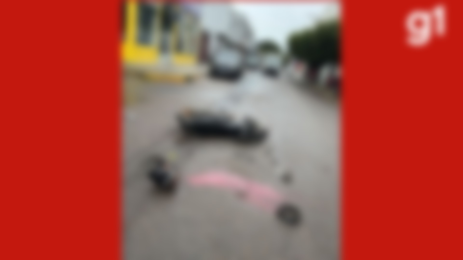 Motociclista em alta velocidade morre ao bater em ônibus em MT