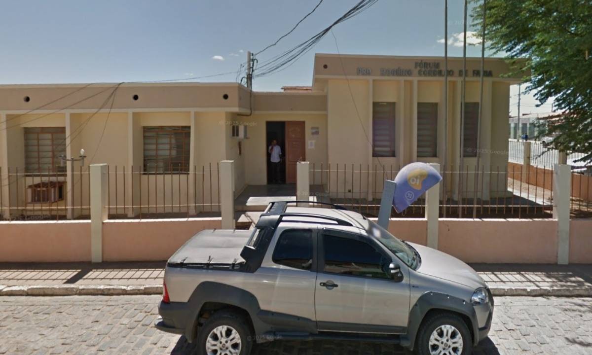 Homem é absolvido de acusação de tentativa de homicídio mais de 30 anos após agressões em briga de bar na Bahia