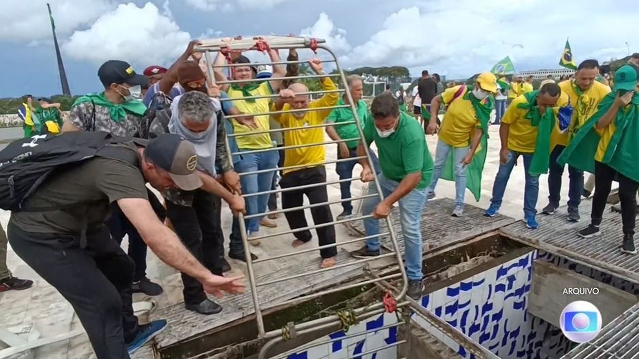 Quaest: maioria dos brasileiros é contra a anistia aos envolvidos nos ataques de 8/1