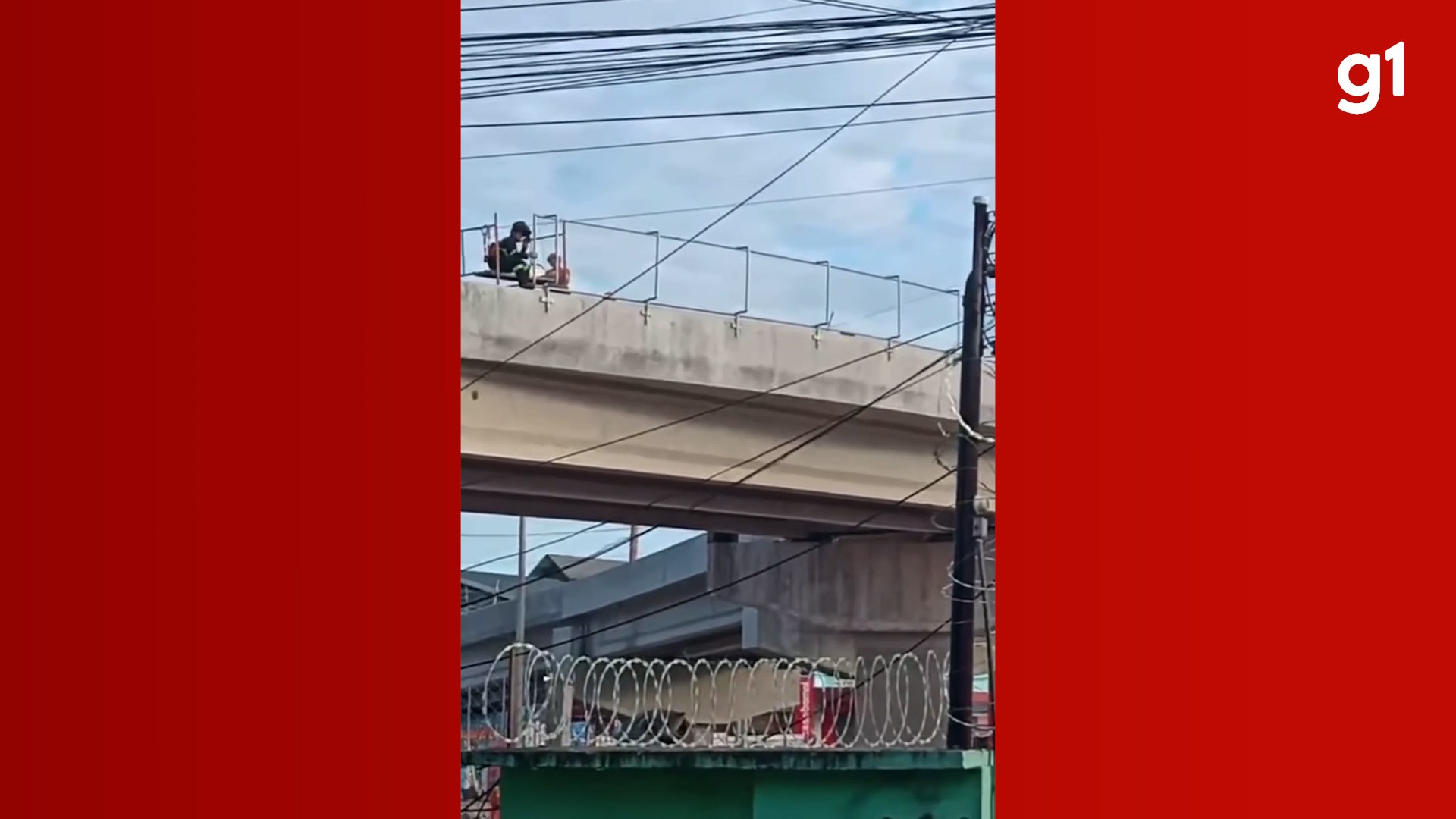 VÍDEO: Alça do Viaduto Rei Pelé recebe grades de proteção após mortes de motociclistas em Manaus