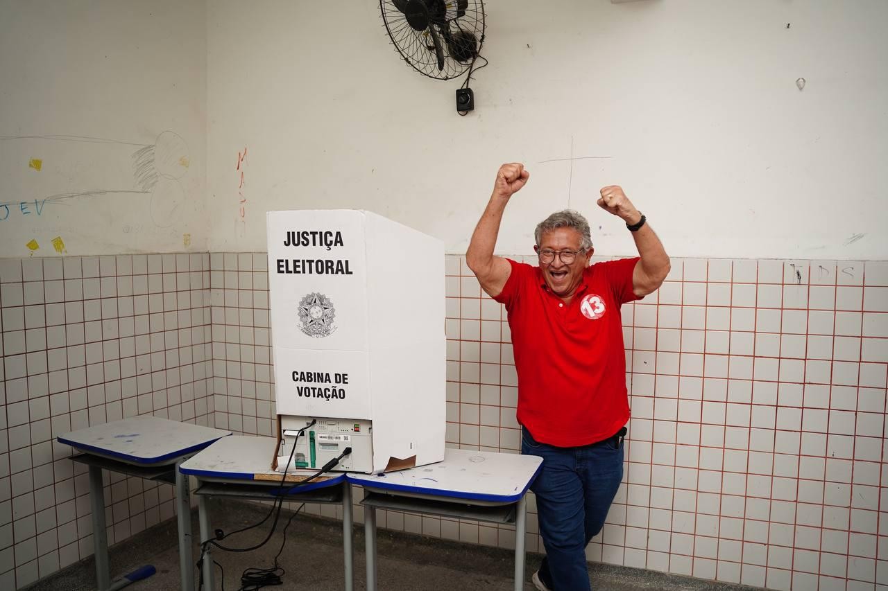 Luiz Caetano (PT) é eleito prefeito em Camaçari com 50,92% dos votos