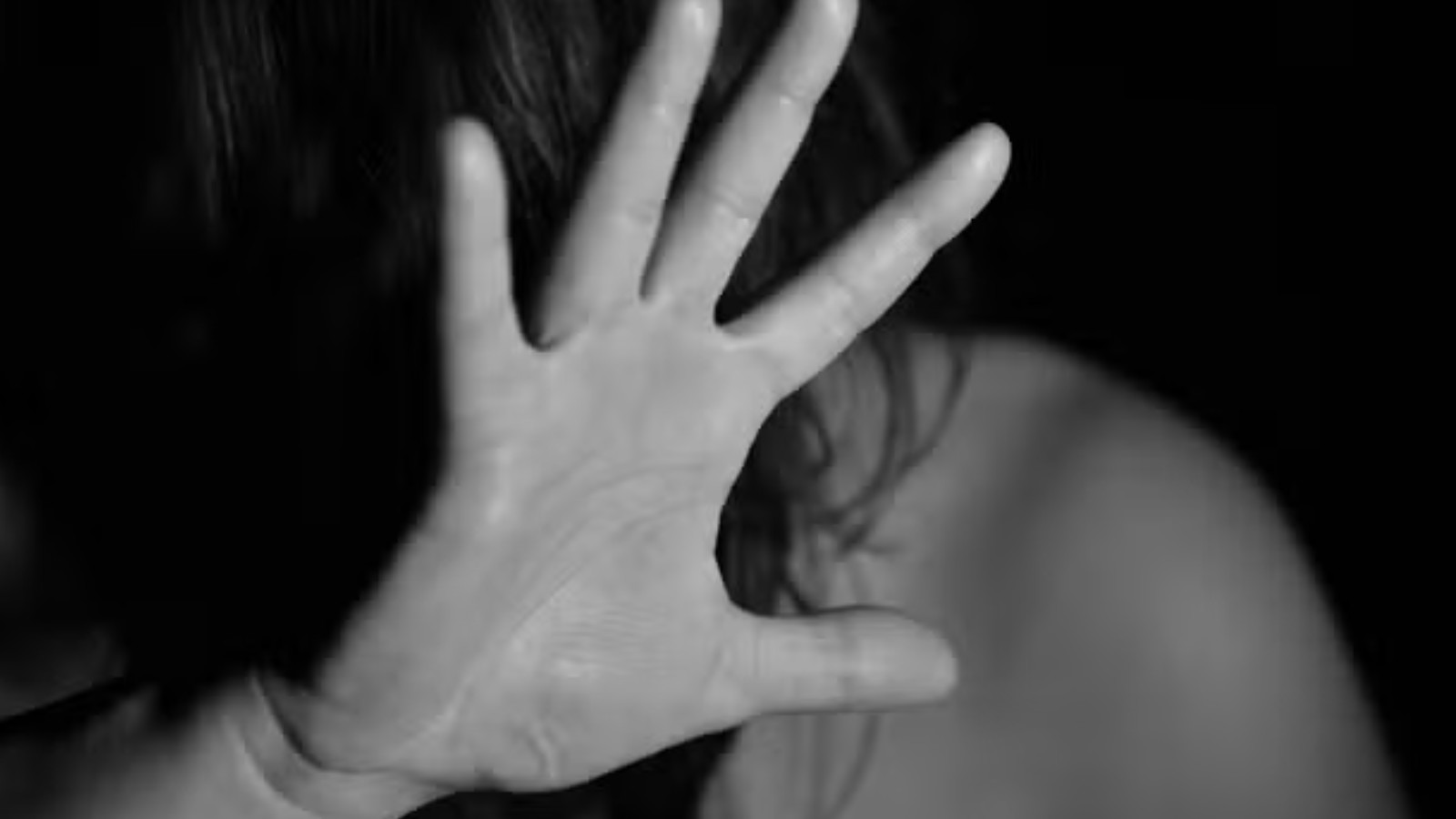 Saiba quais serviços especializados de Curitiba e região dão suporte para mulheres vítimas de violência doméstica | G1