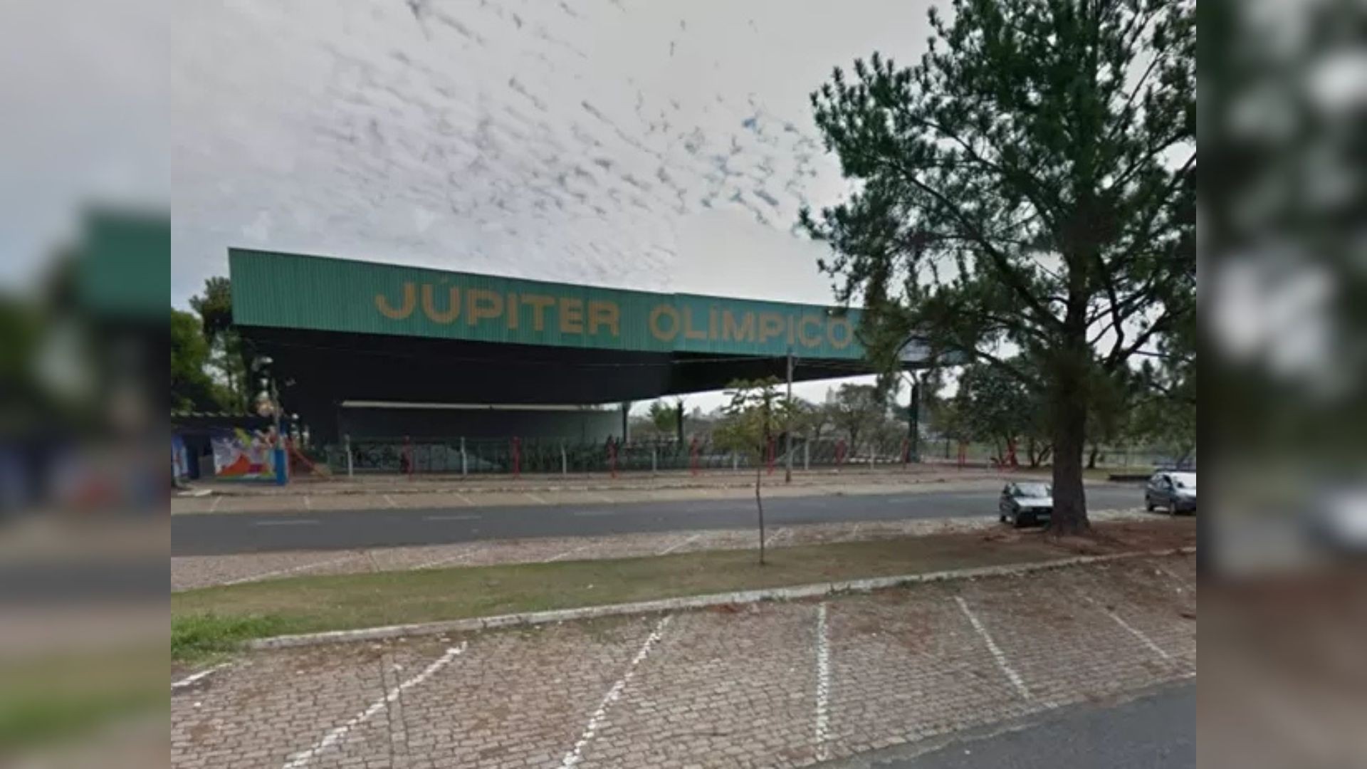 Homem de 50 anos passa mal e morre após aula de natação em complexo esportivo