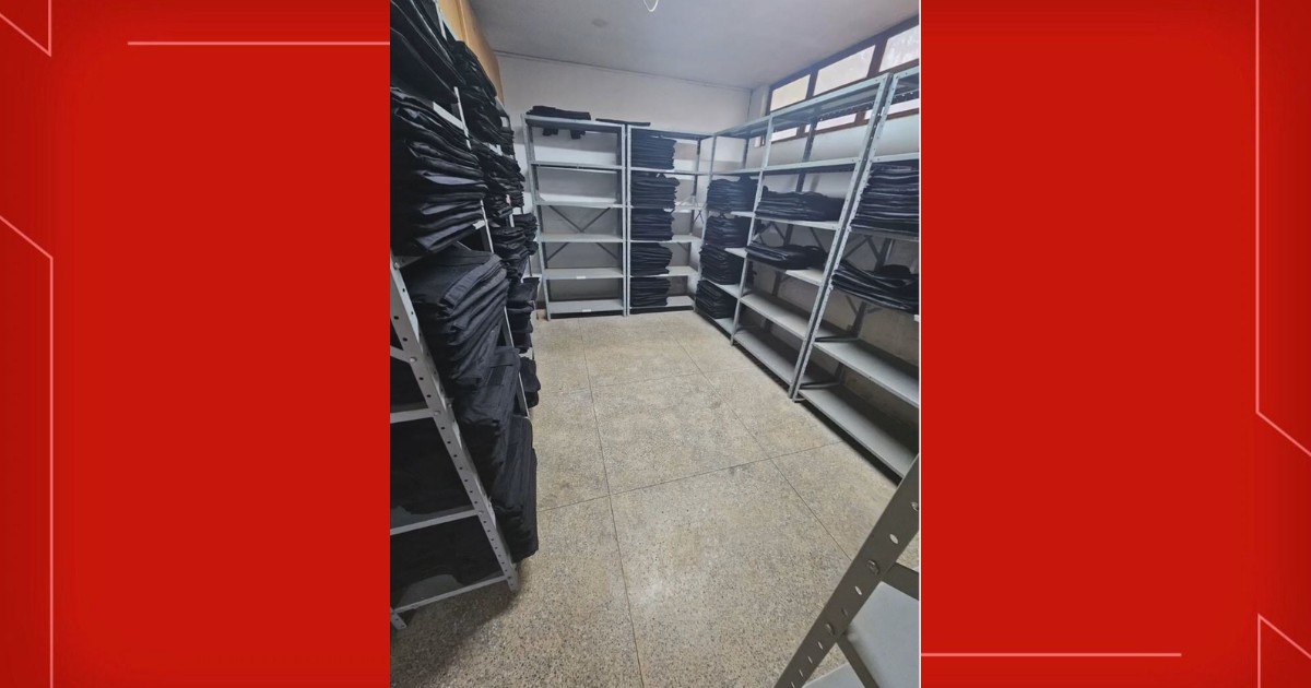 Polícia prende 3 suspeitos de furtar 36 coletes à prova de balas do Detran em Brasília