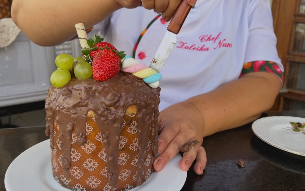 Panetone com recheio de maracuj  Foto: Reproduo/TV Anhanguera