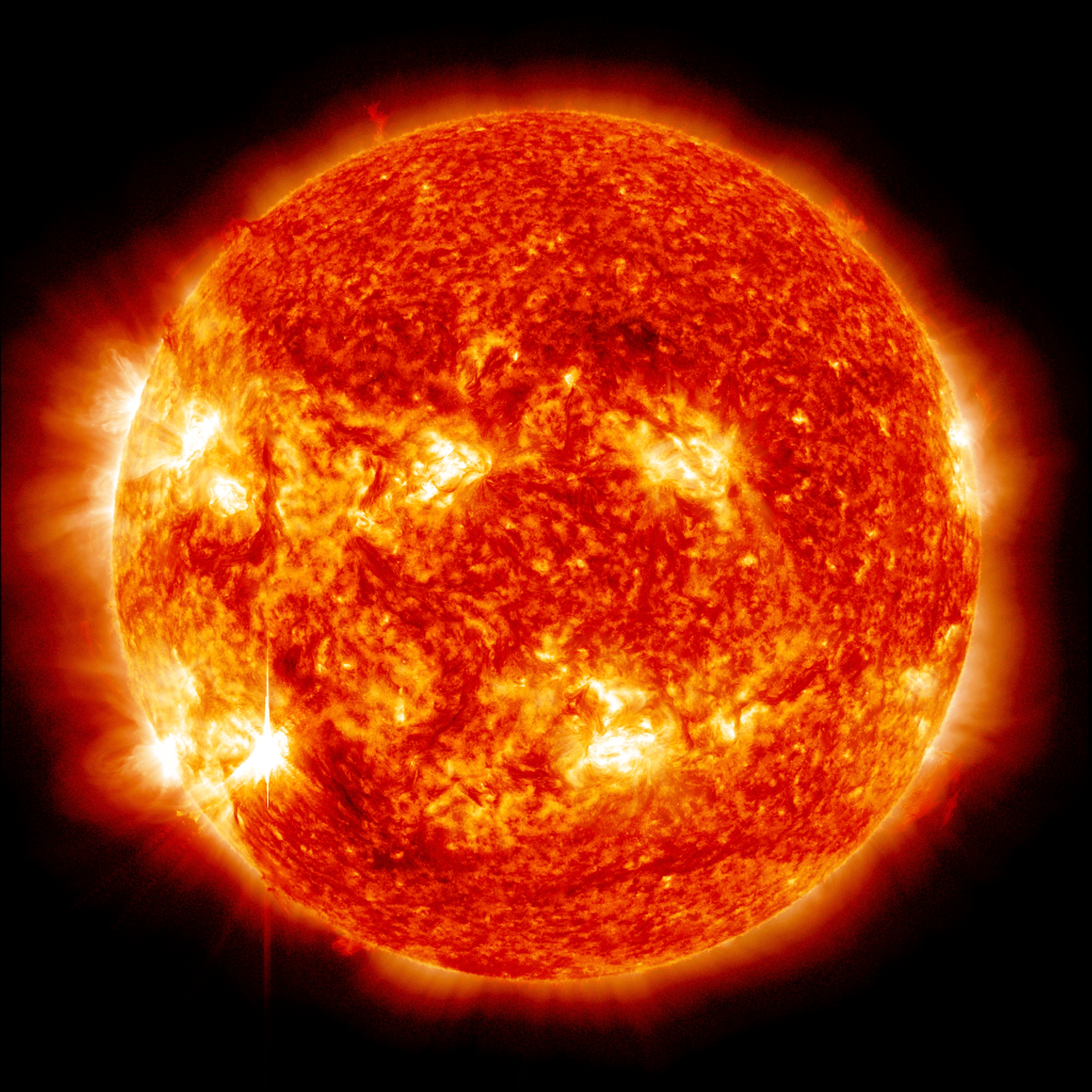 Sol se prepara para novo ciclo com chance de mais erupções que podem afetar a Terra