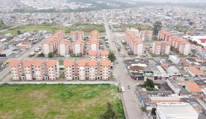 Mogi das Cruzes recebe carreta e van da CDHU
