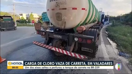 Carga de cloro vaza de carreta em Governador Valadares