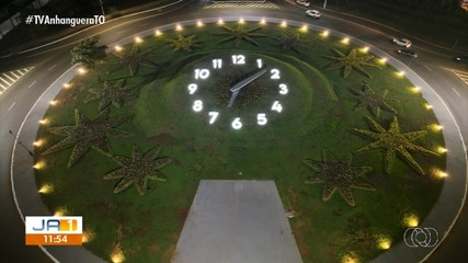 Relógio das flores é alvo de vandalismo, em Palmas