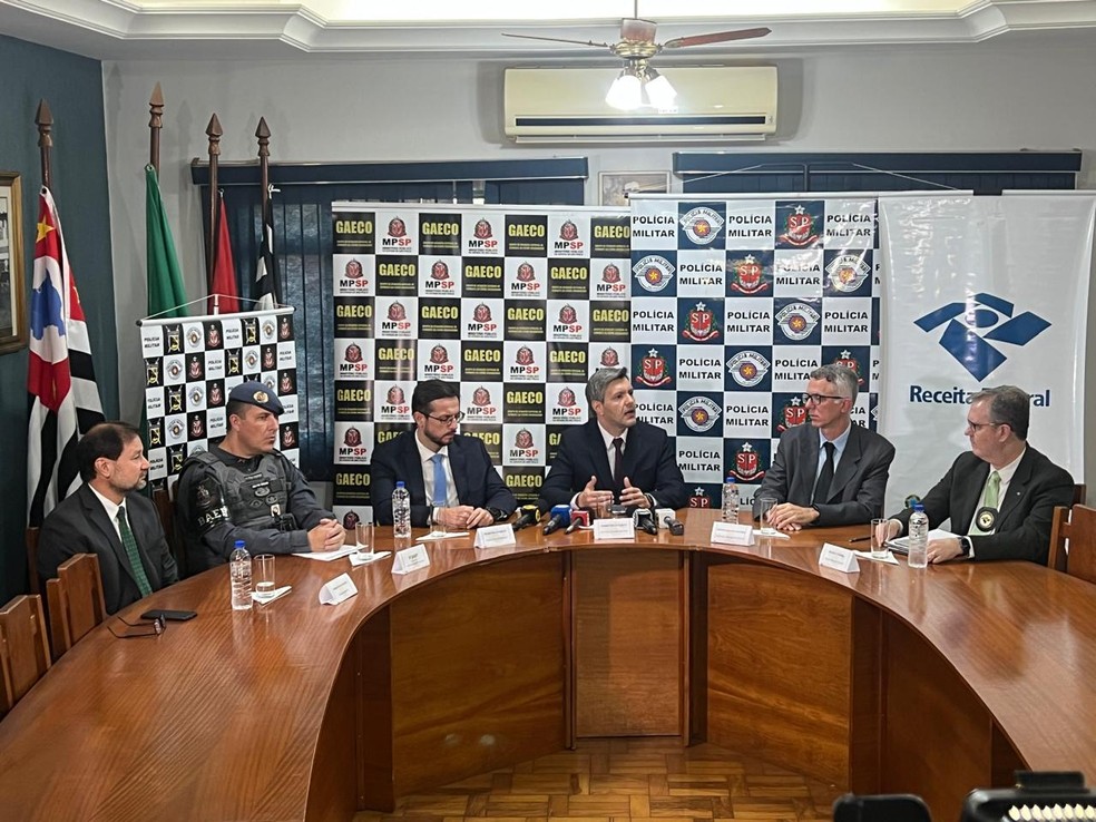 Entrevista coletiva realizada pelo Gaeco em São José do Rio Preto (SP) — Foto: Rogério Pedrozo/TV TEM