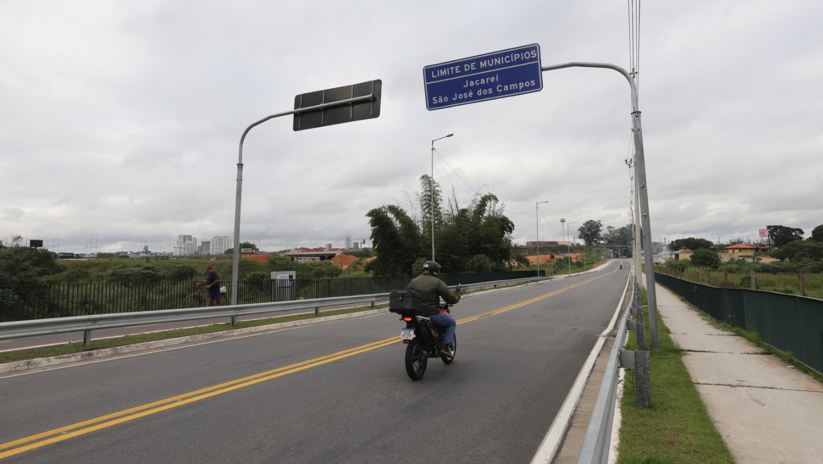 Avenida que liga São José a Jacareí tem interdição parcial a partir desta segunda-feira (1º)