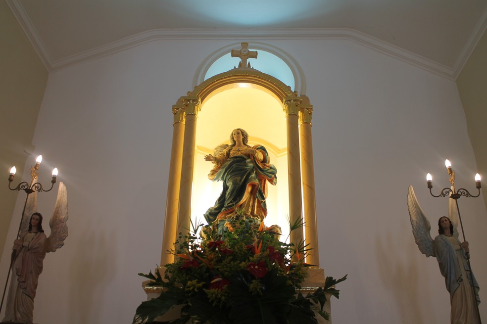 Fiéis celebram Nossa Senhora Rainha dos Anjos no dia 15 de agosto — Foto: Beatriz Braga