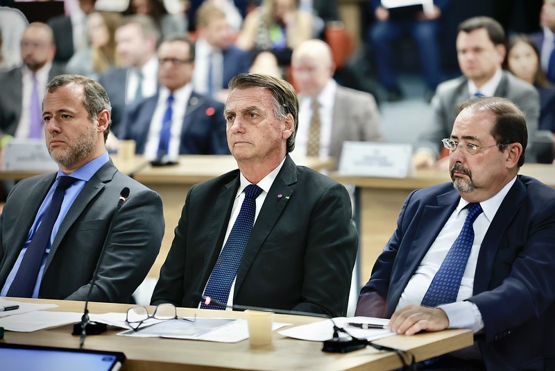 Estratégia de Bolsonaro de minimizar tentativa de golpe esbarra no Código Penal