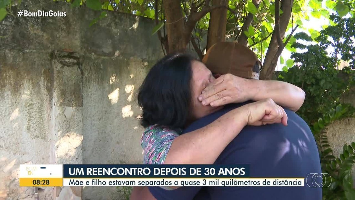 Reencontrei MINHA MÃE depois de MUITO TEMPO ! 