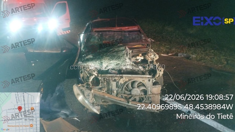 3 de 3
Todas as faixas e o acostamento no sentido interior-capital ficaram interditados por 20 minutos logo ap&oacute;s o acidente &mdash; Foto: Artesp/Divulga&ccedil;&atilde;o