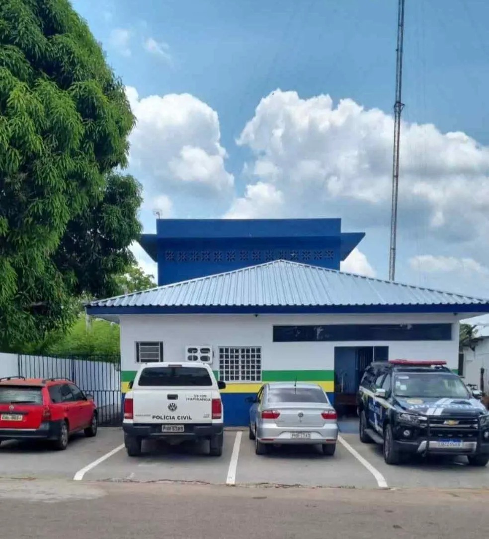 Homem é morto a facadas após discussão em praça pública no interior do AM