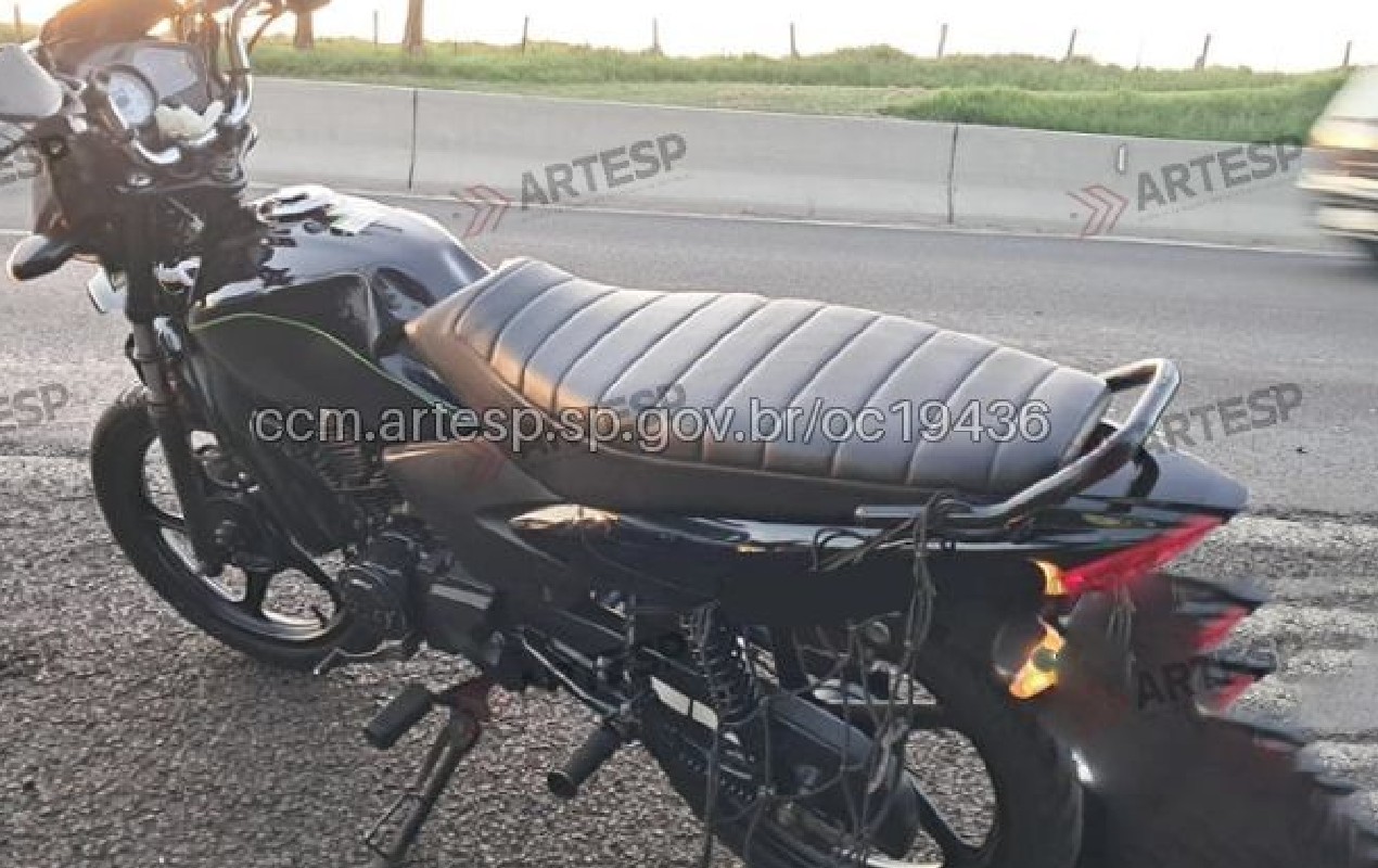 Motociclista morre após bater na traseira de carreta em Santa Cruz do Rio Pardo