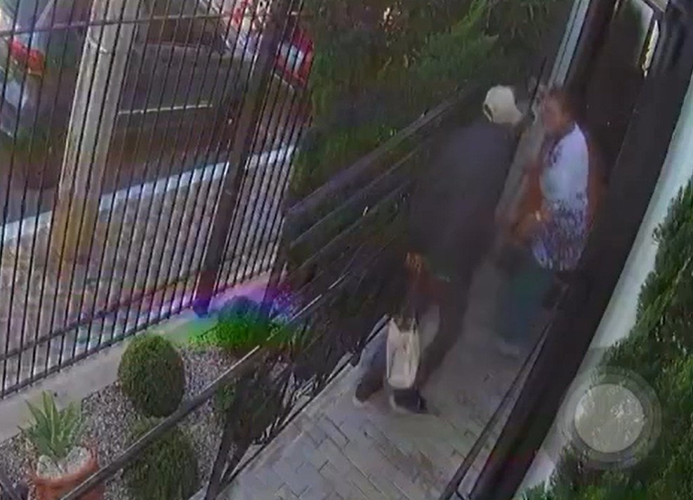 VÍDEO: Mulher tem R$ 5 mil roubados por homem armado em Andradas