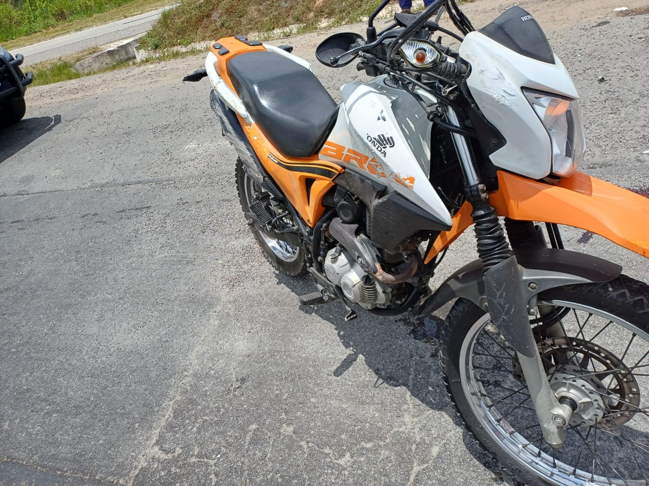 Caminhoneiro invade contramão, atinge e mata motociclista na BR-232