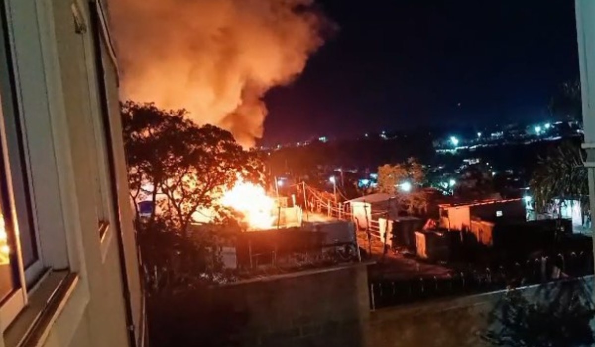 Incêndio atinge moradia na Comunidade Renascer, em Piracicaba
